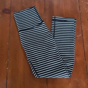Lululemon cropped leggings, 2